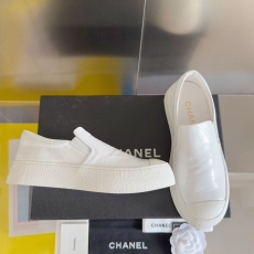 Chanel Low Shoes